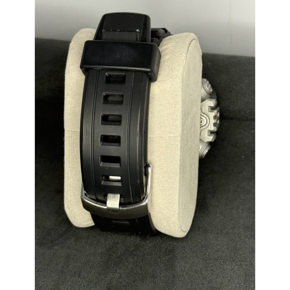 Armitron Men’s Digital Sports Watch Red Black 330FT Chronograph Alarm Timer - Picture 2 of 5